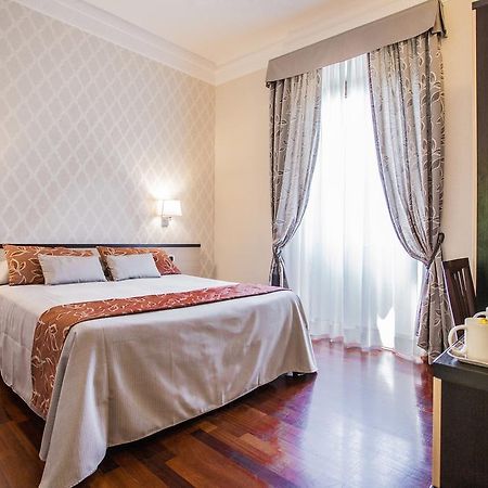 Domus Palatina Hotel Rome Bagian luar foto